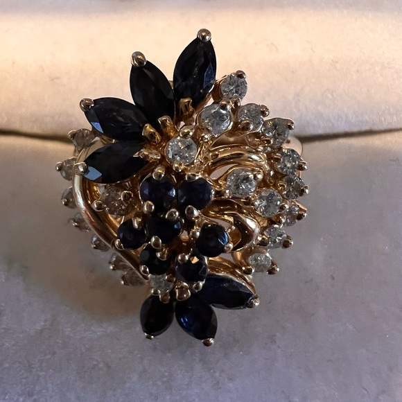 IJS Jewelry - IJS 14k Diamond & Sapphire Abstract Pattern Ring